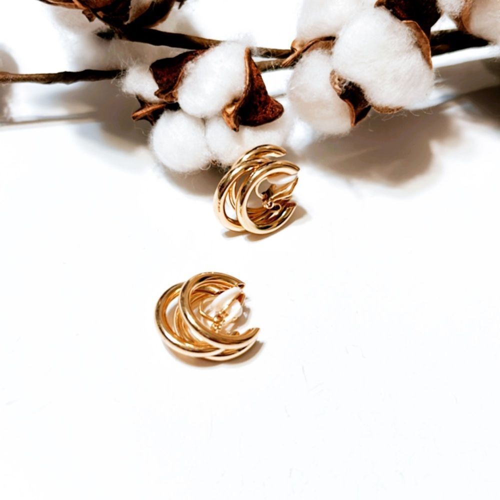 Triple hoop earrings N102